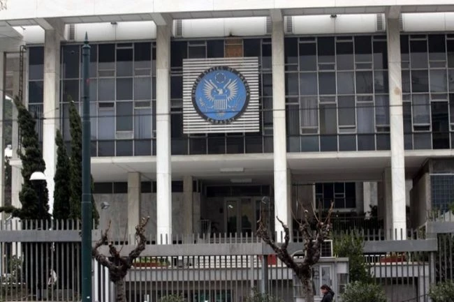 Επίθεση του Ρουβίκωνα με μπογιές στην αμερικανική πρεσβεία -«Μανιφέστο» για Μακεδονικό και Συρία